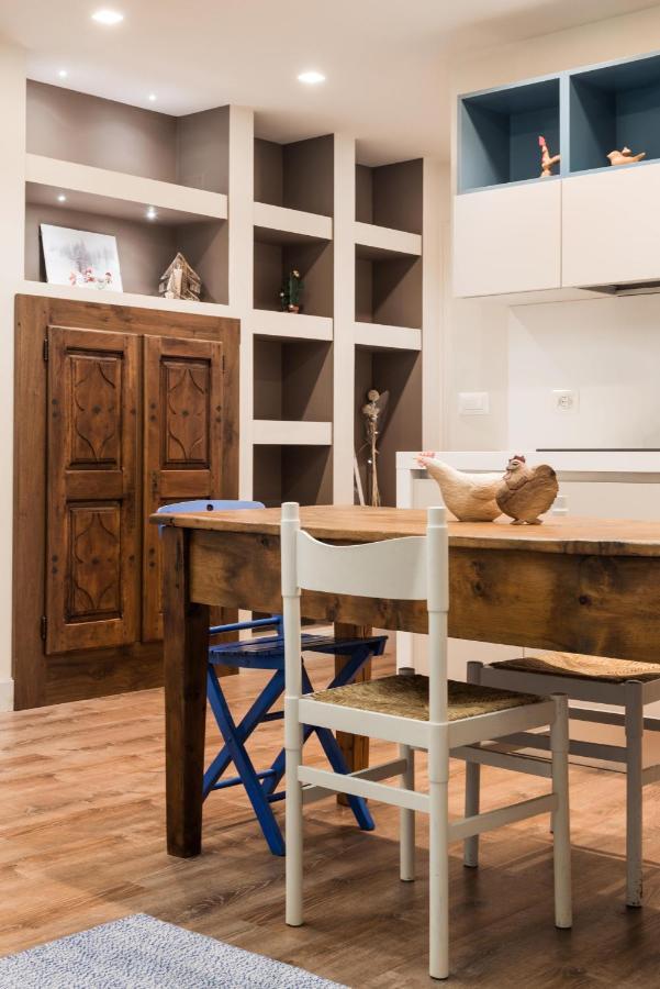 Cosy En Ville Apartment In Aosta Center Bagian luar foto